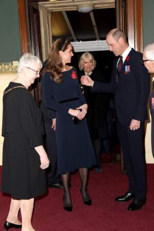 Le prince William et Kate Middleton, très élégants pour la cérémonie du Remembrance Day
