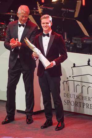 Mick Schumacher avec le prix Pegasos