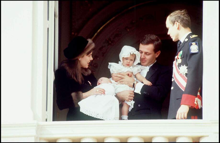 1987 : Stefano Casiraghi et leurs enfants Pierre et Charlotte Casiraghi à la fête Nationale de Monaco.
