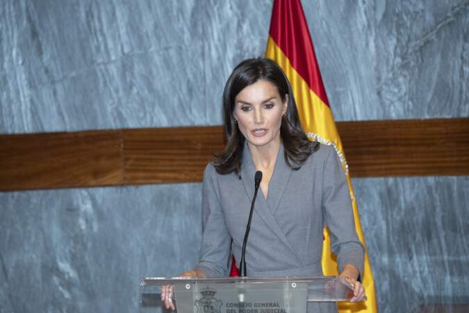 Récompensée par l'Observatoire contre les violences conjugales et de genre espagnol, la reine Letizia a prononcé un discours poignant ce mardi 25 novembre