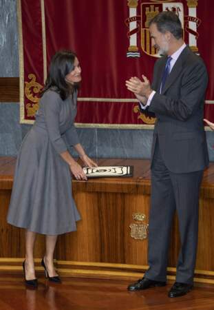 Letizia d'Espagne a été récompensée par Felipe pour son engagement contre les violences conjugales, ce mardi 25 novembre