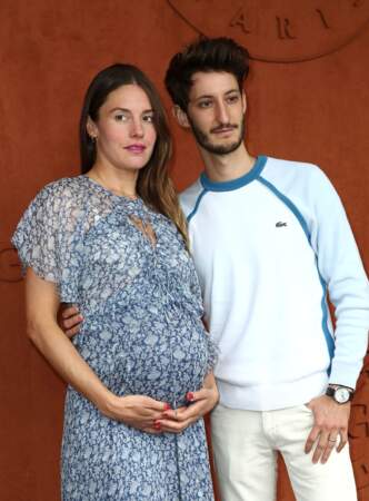 Après Lola, née en 2017, la famille de Pierre Niney et de sa compagne Natasha Andrews s'est agrandie avec la naissance de Billie, en juillet 2019