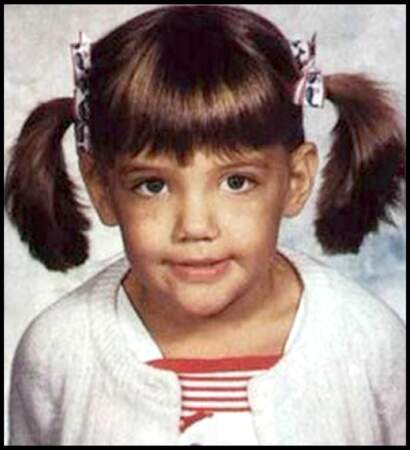 Katie Holmes, enfants. Révélée par la série Dawson dans les années 90's, la jeune fille était adolescente. Elle jouait Joey Potter. 