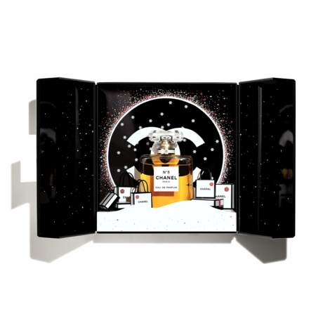 Coffret de Noël, eau de parfum N°5 de Chanel, 150€ chez Sephora