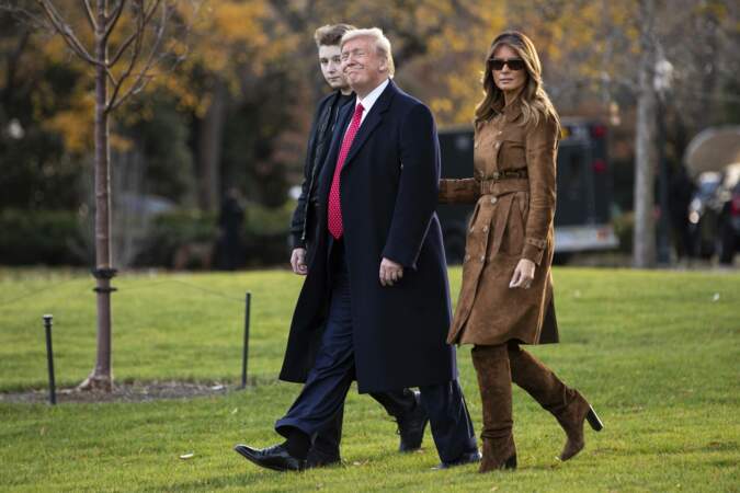 Donald et Melania Trump se sont rendus dans leur demeure de Mar-a-Lago où ils se rendent régulièrement pendant les weekends