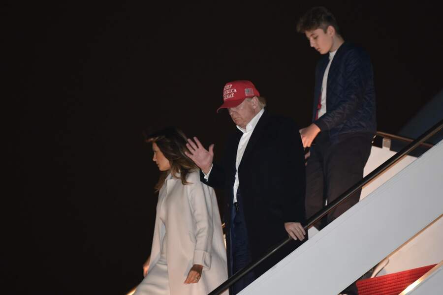 Barron Trump du haut de ses 13 ans dépasse presque son père Donald