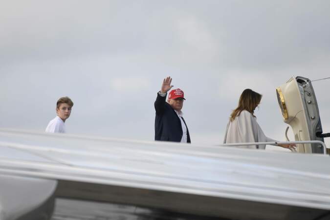 Donald et Melania Trump ont passé Thanksgiving à Mar-a-Lago en Floride avec leur fils Barron