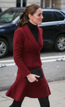 La queue-de-cheval avec ruban velours comme Kate Middleton