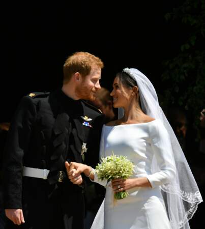 Le prince Harry et Meghan Markle lors de leur mariage à la chapelle Saint George du château de Windsor le 19 mai 2018. Depuis son arrivée dans la famille royale, une pluie de commentaires négatifs se déverse sur la belle brune. 