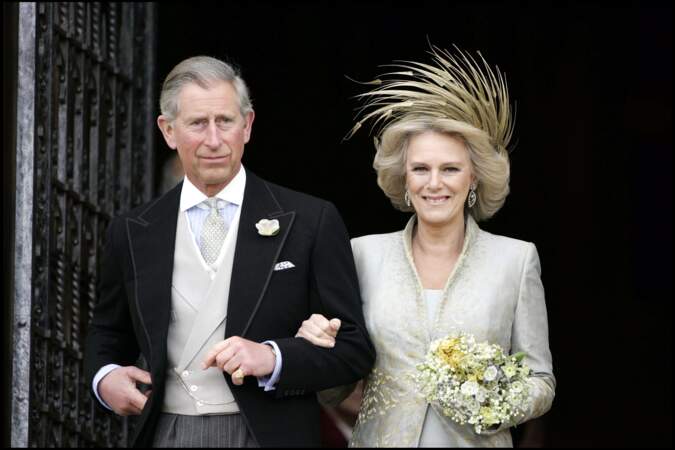 Le 9 avril 2005, le prince Charles épousait enfin l'amour de sa vie, Camilla Parker Bowles. Sauf qu'ils ont été contraint de décaler la date de leur union... 