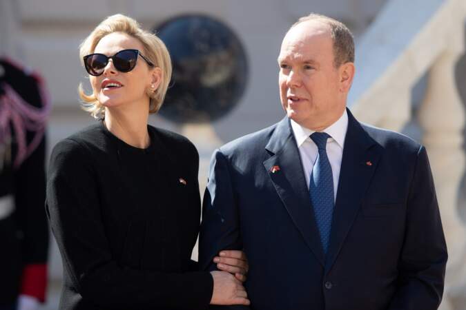 La princesse Charlene et le prince Albert II de Monaco inséparables, lors de la réception du couple présidentiel chinois, le 24 mars 2019.