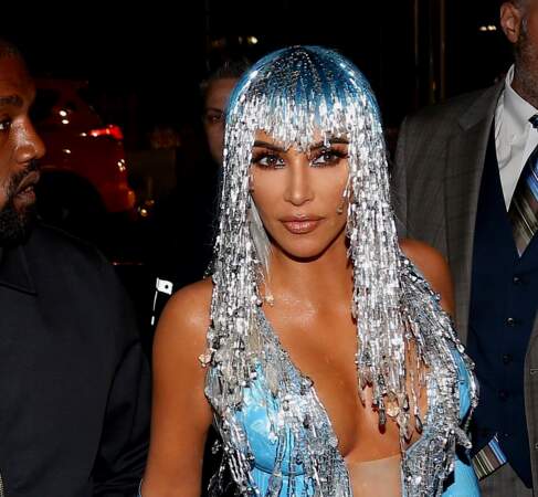 Kim Kardashian et son look cosmique