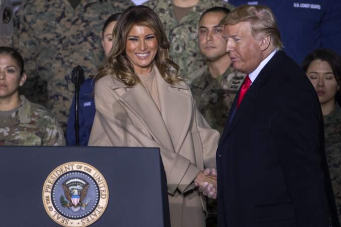 Melania et Donald Trump lors de la signature de la Loi d'autorisation de la Défense nationale dans le Maryland, le 20 décembre 2019
