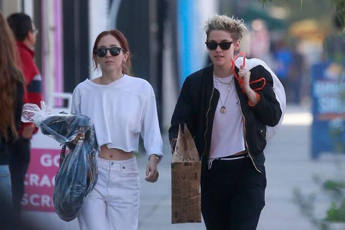 Kristen Stewart fait du shopping avec sa nouvelle compagne Sara Dinkin à West Hollywood le 21 décembre 2018.