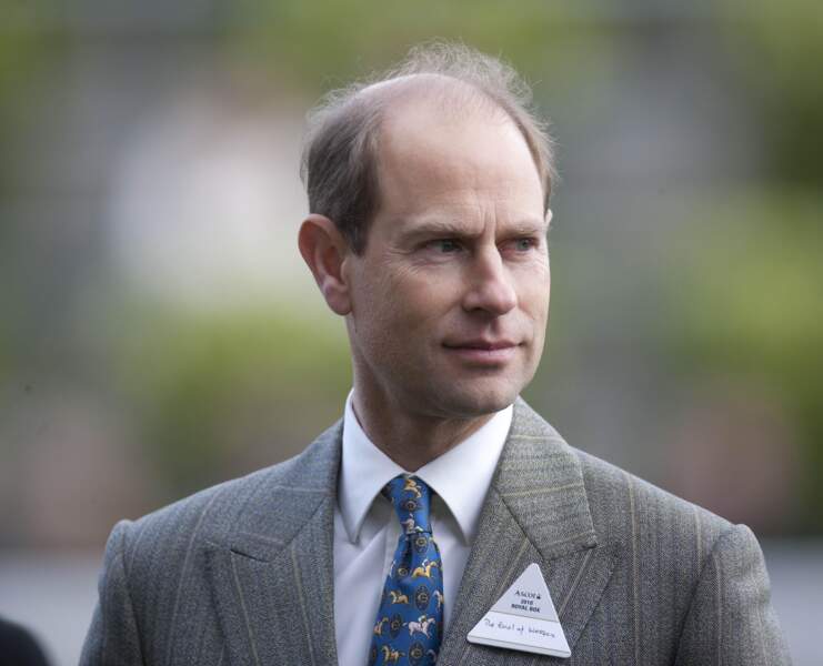 Le prince Edward est le plus jeune fils de la  reine Elizabeth II et du prince Philip 