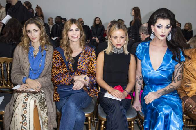 Sofia Sanchez de Betak, Lorena Vergani, Amelia Windsor, Violet Chachki en front row du défilé Haute-Couture printemps-été 2020 "Schiaparelli" à Paris, le 20 janvier 2020.