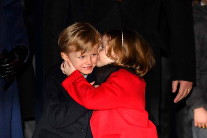 Le prince Jacques et la princesse Gabriella ont fait une nouvelle apparition craquante, ce dimanche 26 janvier à Monaco