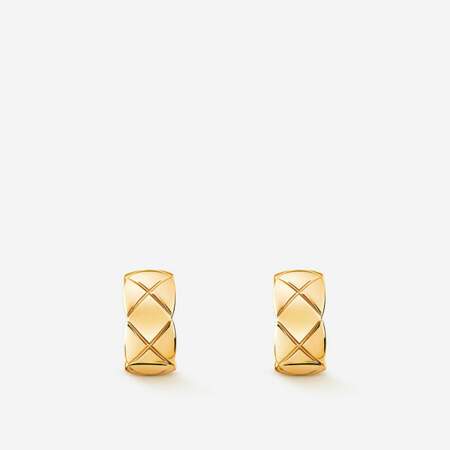 Boucles d'oreilles en or jaune, 2950€, Chanel Joaillerie
