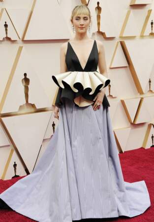 Saoirse Ronan n'a pas peur de l'originalité dans sa robe Gucci. 