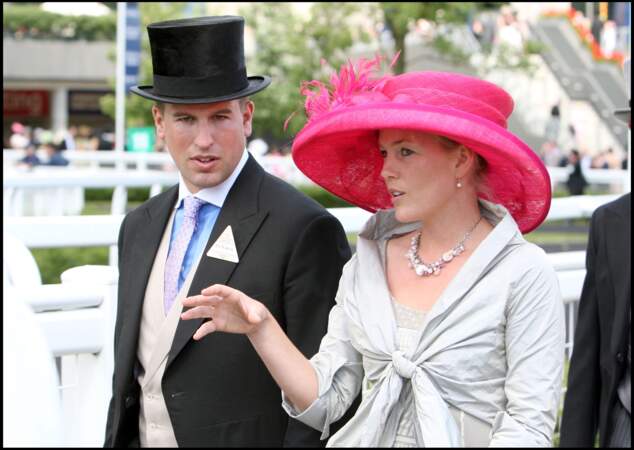 Peter Phillips, premier petit-fils de la reine et fils de la princesse Anne, épouse la canadienne Autumn Kelly en mai 2008.