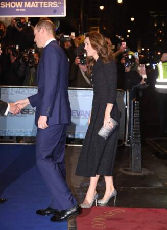 Kate Middleton et le prince William se sont rendus au Noël Coward Theater ce mardi 25 février