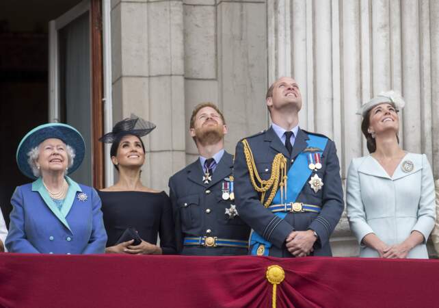 Le prince William, le prince Harry, Kate Middleton et Meghan Markle lors de la parade aérienne de la RAF pour le centième anniversaire au palais de Buckingham à Londres. 10/07/18.