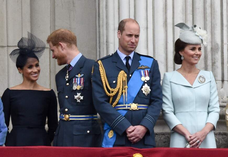 Le prince William, le prince Harry, Kate Middleton et Meghan Markle lors de la parade aérienne de la RAF pour le centième anniversaire au palais de Buckingham à Londres. 10/07/18.