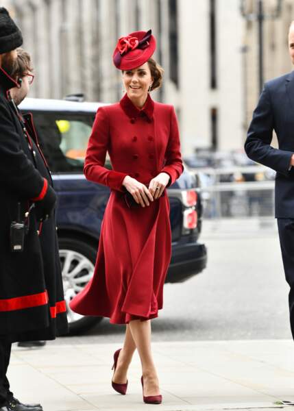 Kate Middleton a comme en 2019 choisi une tenue bordeaux.