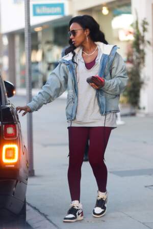 Kelly Rowland va faire du shopping avec sa paire de Air Jordan One High 