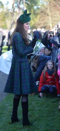 Kate Middleton en 2013, mise sur le tartan comme Lady Di