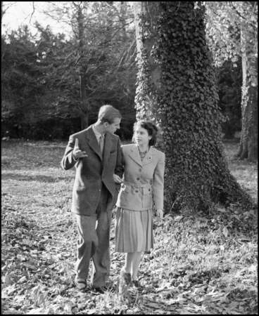 Le prince Philip et Elisabeth II lors de leur lune de miel à Broadlands en 1947