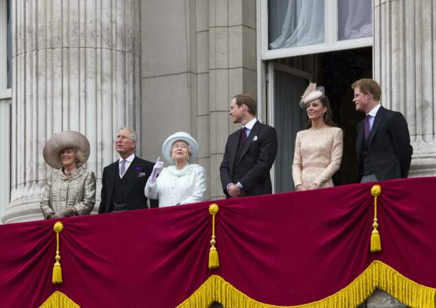 La famille royale d'Angleterre à Buckingham en 2012