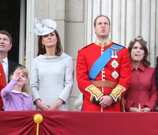 L'année suivante, en juin 2012, Kate et William au balcon de Buckingham pour la cérémonie Trooping the Colour.