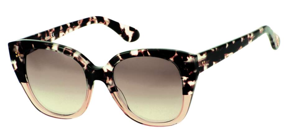 Solaires, 260€, Paul & Joe Eyewear. 