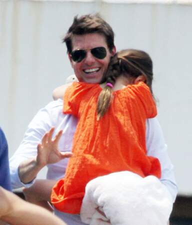 L'une des dernières photos de Tom Cruise avec sa fille Suri, le 18 juillet 2012, l'année du divorce. Elle a six ans. 