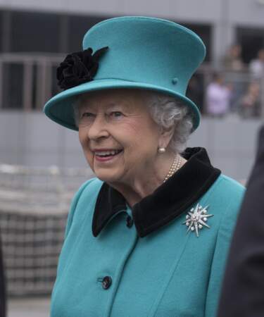 La reine Elisabeth II d'Angleterre lors du 20ème anniversaire de la mise en service de la frégate HMS Sutherland à Londres en 2017