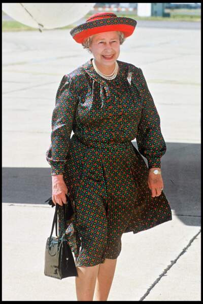 Elizabeth II à l'aéroport d'Heathrow à Londres en 1994