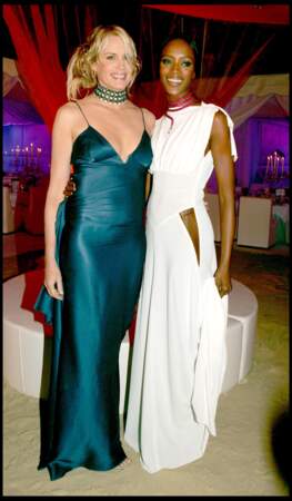 Naomi Campbell en 2004 avec Daryl HANNAH À Cannes.