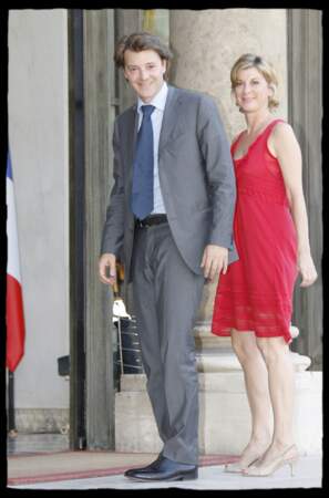 François Baroin et Michèle Laroque sur le perron de l'Élysée le 30 juin 2009