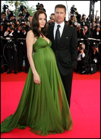 Angelina Jolie enceinte de Vivienne et Knox à Cannes en 2008.