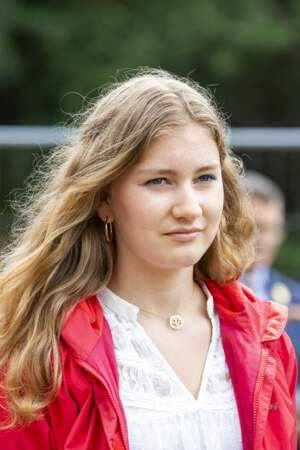 Elisabeth de Belgique : la jeune princesse belge de 18 ans est promise au trône. Elle est première dans l'ordre de succession