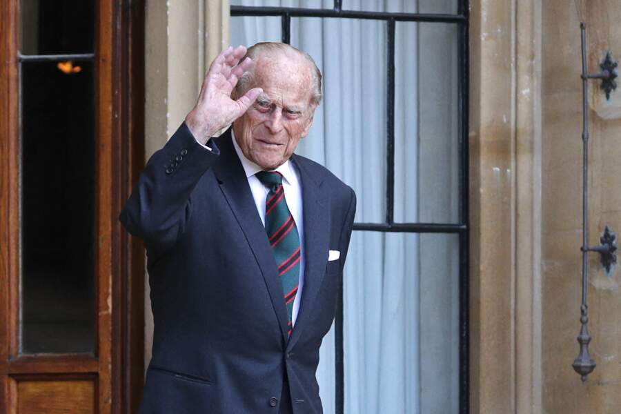 Le prince Philip, tout sourire, au château de Windsor ce mercredi 22 juillet