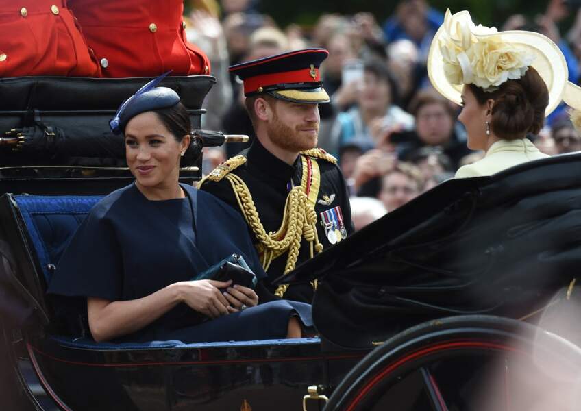 Pendant la parade Trooping the Colour 2019, célébrant le 93ème anniversaire de la reine Elisabeth II, au palais de Buckingham, le 8 juin 2019, les belles soeurs étaient apparues ensemble mais distantes. 