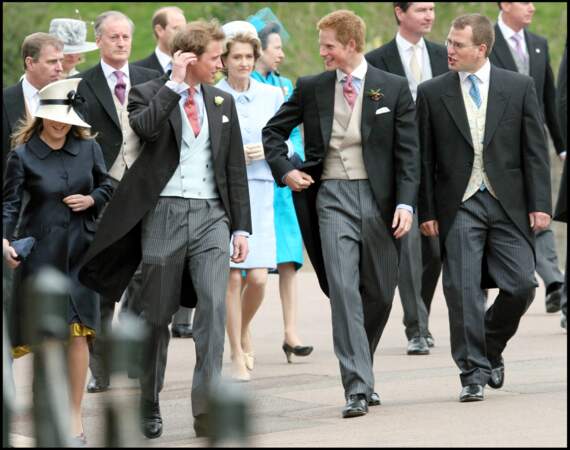 En 2005, Harry et William assistent avec joie au mariage de leur père, le prince Charles, avec Camilla Parker Bowles. Une belle-mère qu'ils ont appris à accepter et aimer.