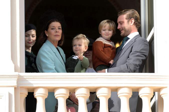 Beatrice Borromeo Pierre Casiraghi, leur deux fils Francesco et Stefano et la princesse Caroline de Hanovre, le 19 novembre 2019.