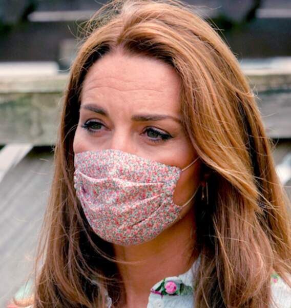 Le 5 août 2020, Kate Middleton avait bien évidemment pensé à prendre son masque signé Amaia Kids.