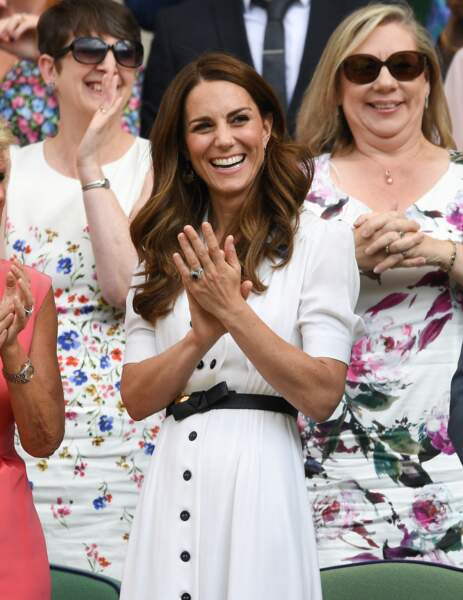 Kate Middleton portait cette même robe le 2 juillet 2019 à Wimbledon. 