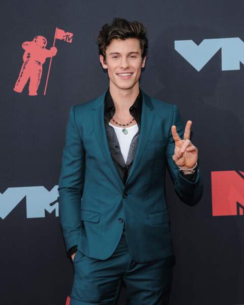 Shawn Mendes à la remise de prix de la cérémonie des MTV Video Music Awards (MTV VMA's) à Newark dans le New Jersey
