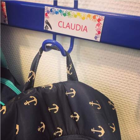 Karine Ferri a dévoilé une photo de la première rentrée scolaire de sa fille Claudia. 