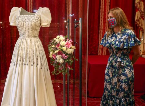 Beatrice d'York est fière de pouvoir exposer sa robe de mariée au sein du célèbre château de Windsor